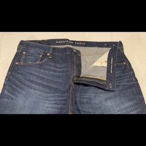 (1) American Eagle Original Straight NON-Flex Jeans - Dark Wash - NWOT